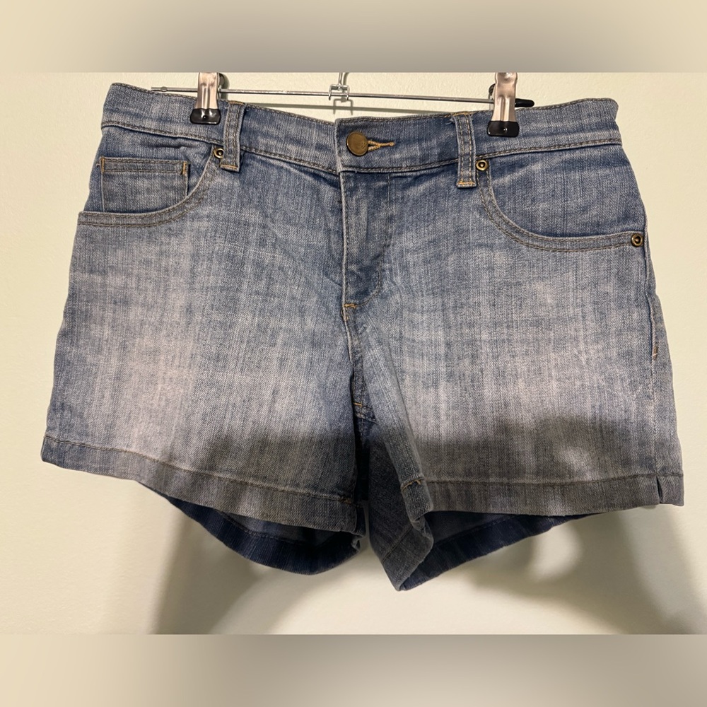 New York & Company Light Blue Women's Jean Shorts - Picture 4 of 5